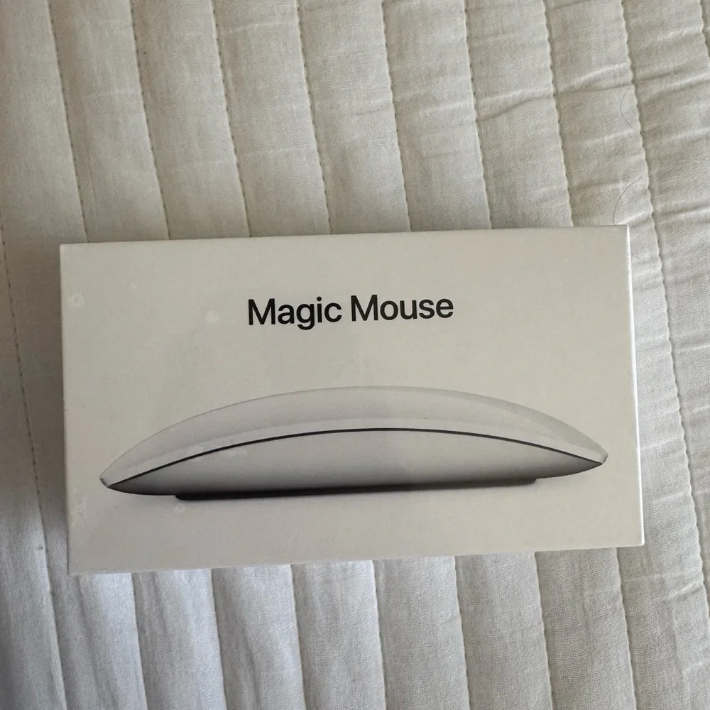 Brand New Apple Magic Mouse in Original Box Unopened